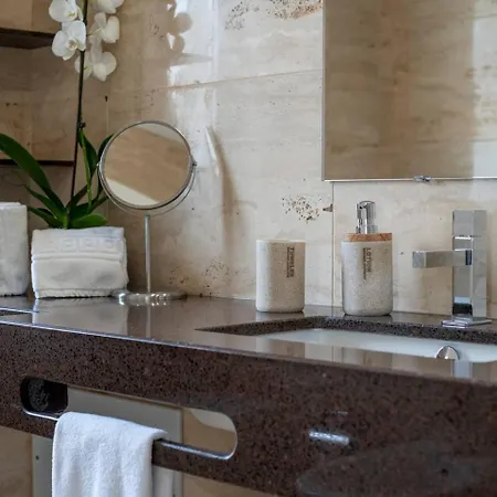 Luxury Vau With Private Heated Pool וילה פורטימאו