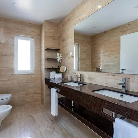 וילה Luxury Vau With Private Heated Pool *