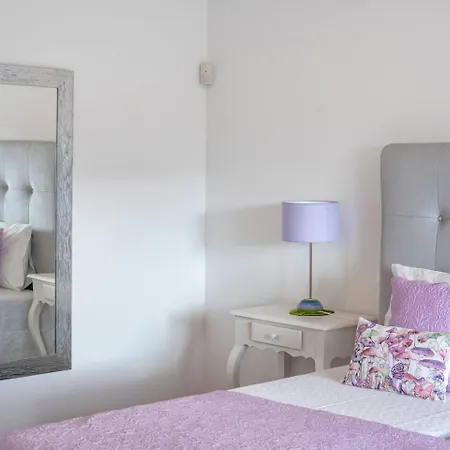 Luxury Vau With Private Heated Pool פורטימאו