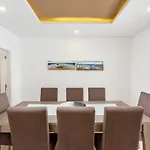 Luxury Vau With Private Heated Pool