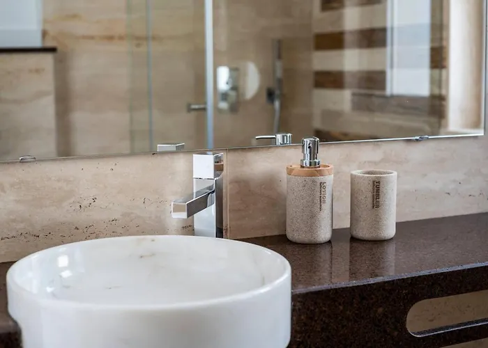 Luxury Vau With Private Heated Pool Портіман