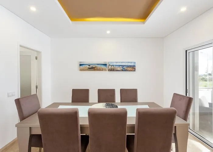 Luxury Vau With Private Heated Pool